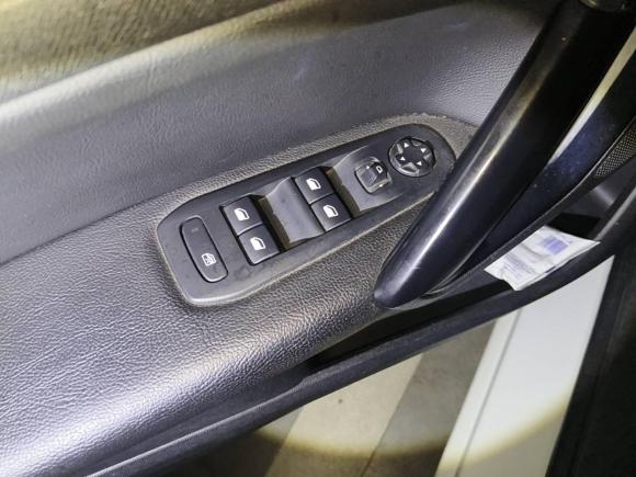 [武汉·鄂A] 二手标致标致4082014款 1.8L 自动豪华版