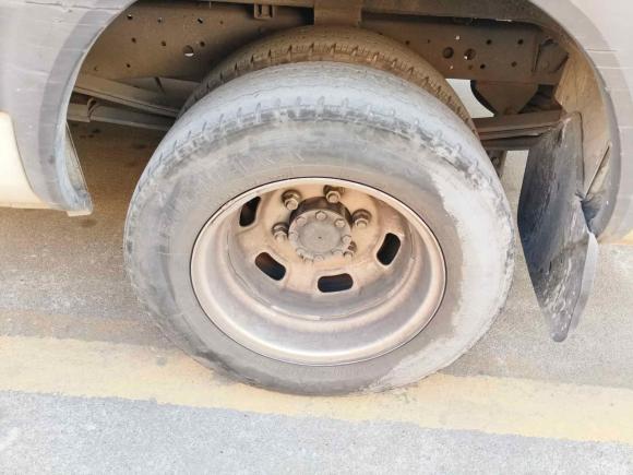 [广州·粤A] 二手依维柯依维柯欧胜2021款 2.0T 手动超瑞长轴短悬高顶侧拉门F1A