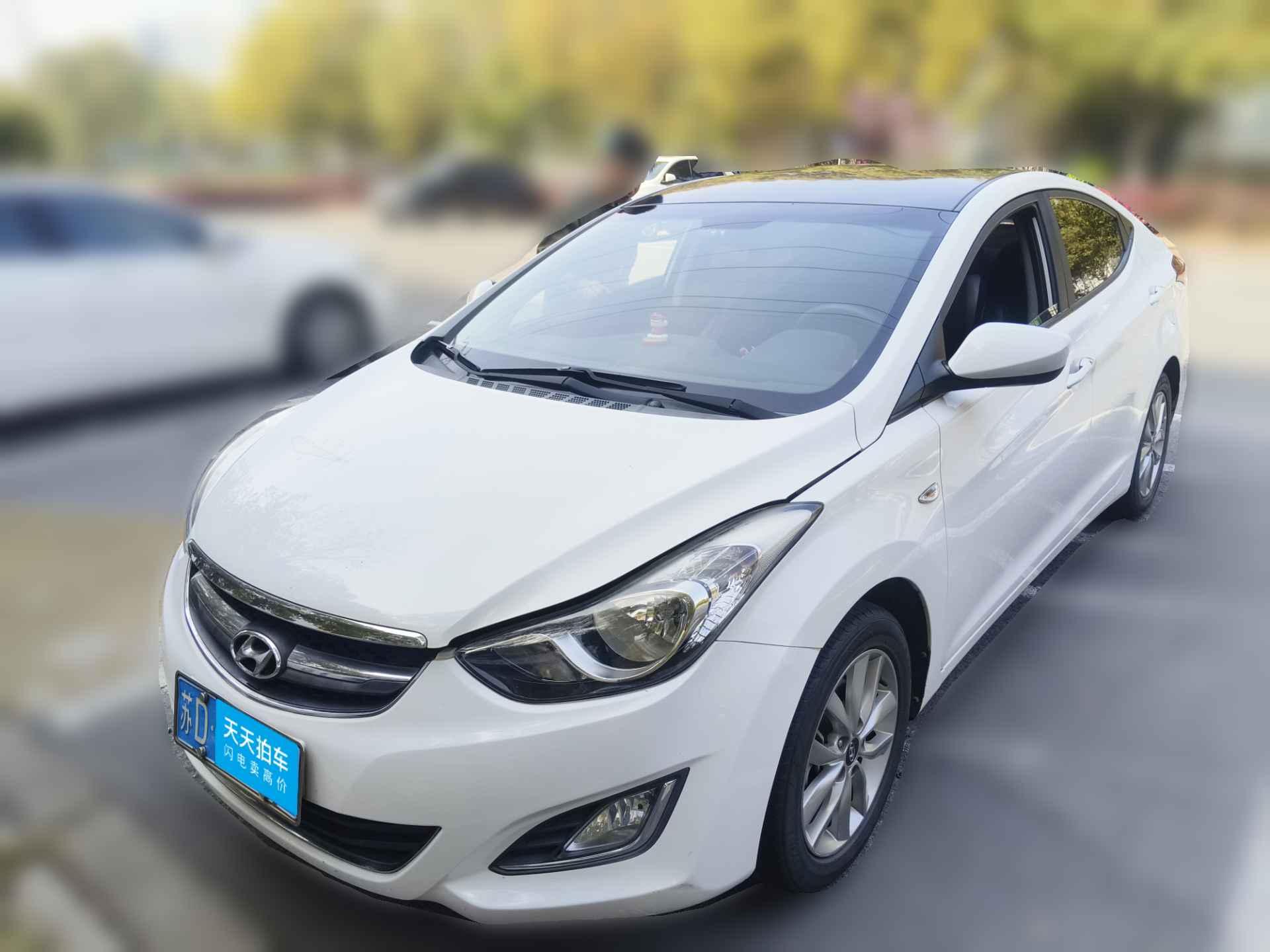 [常州·苏D] 现代朗动2015款 1.6L 自动时尚型