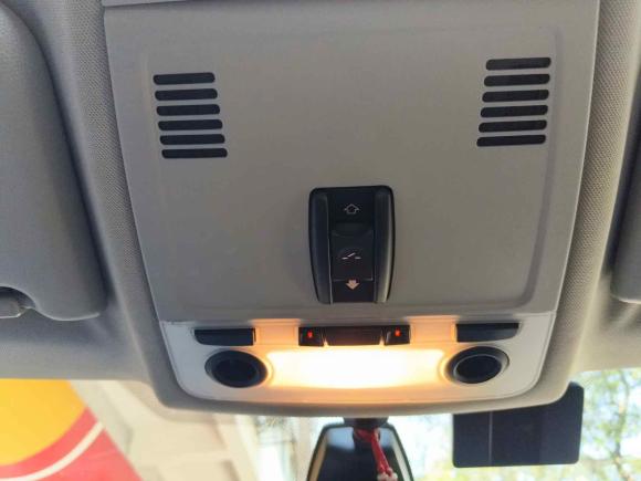 [武汉·鄂W] 二手宝马宝马X12010款 sDrive18i豪华型