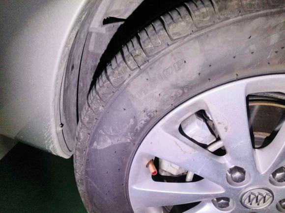 [上海·沪N] 二手别克别克GL82014款 2.4L 经典版