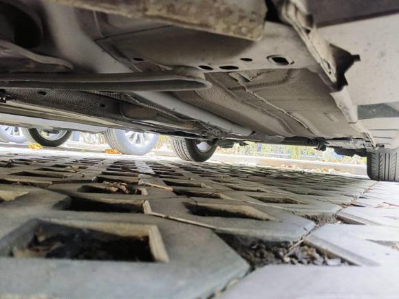 [西安·陕A] 二手福特福克斯2012款 三厢 1.6L 自动风尚型