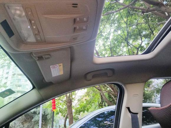 [成都·川A] 二手别克威朗2017款 三厢 15S 自动领先型