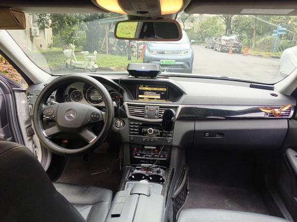 [上海·沪G] 二手奔驰奔驰E级2010款 E 300 L 时尚型