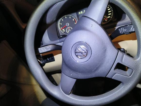 [上海·沪A] 二手大众途安2011款 1.4T DSG智雅版5座