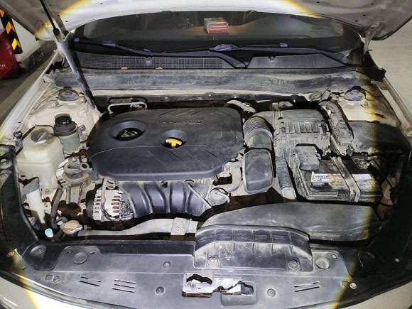 [武汉·鄂A] 二手起亚起亚K52012款 2.0L 自动DLX