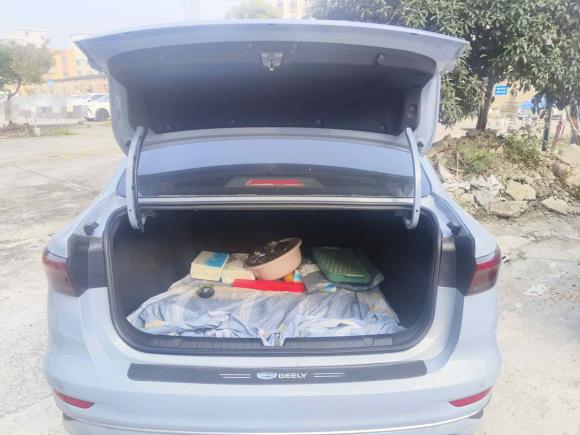 [宁波·闽B] 二手吉利汽车帝豪2023款 第4代冠军版 1.5L CVT旗舰型