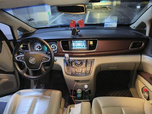 [广州·粤A] 二手别克别克GL82018款 28T 豪华型 国VI