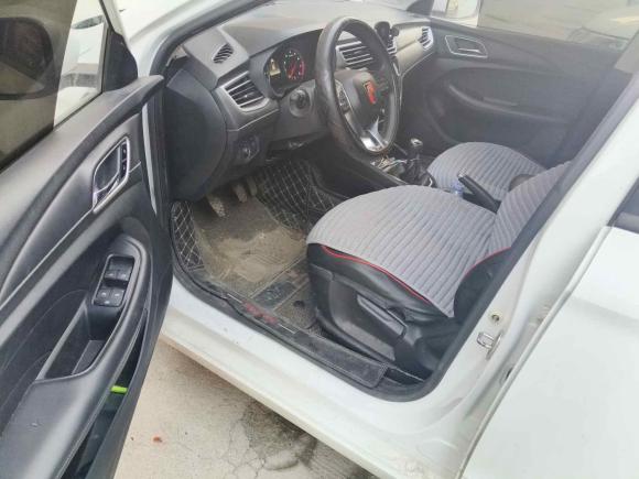 [济南·鲁A] 二手荣威荣威i52020款 1.5L 手动4G互联领豪版