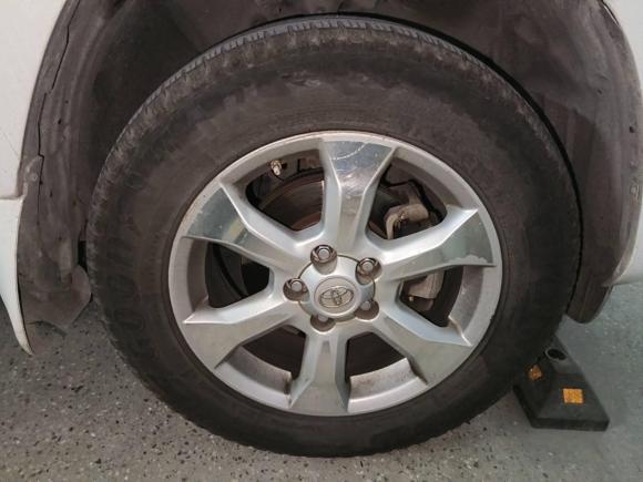 [广州·粤A] 二手丰田RAV4荣放2011款 2.0L 自动经典版