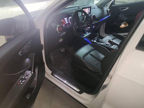 [广州·粤A] 二手奥迪奥迪Q2L2022款 35 TFSI 时尚动感型