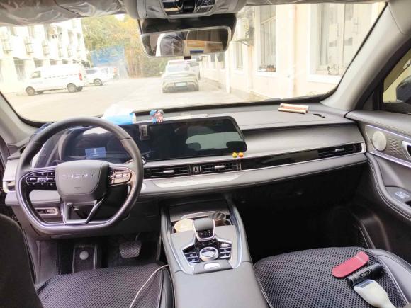 [上海·沪C] 二手奇瑞瑞虎8 PRO2024款 冠军版 290T 两驱闪耀版 7座