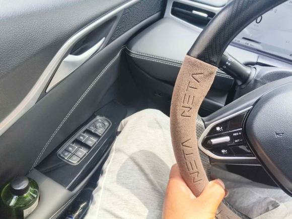 [上海·沪A] 二手哪吒汽车哪吒U2022款 哪吒U-Ⅱ 610 三元锂