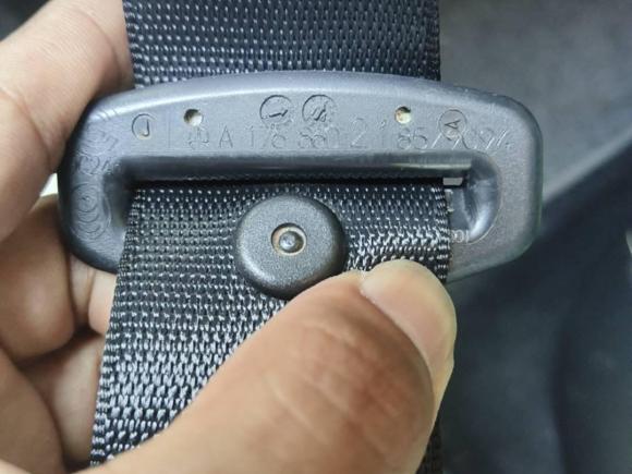 [广州·粤A] 二手奔驰奔驰GLA2016款 GLA 220 4MATIC 时尚型