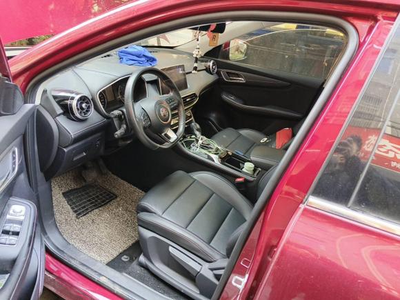 [杭州·皖J] 二手名爵名爵HS2018款 20T 自动两驱荷尔蒙劲取版 国V