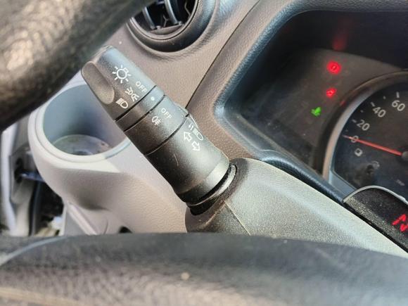 [深圳·粤B] 二手日产日产NV2002011款 1.6L 232座 尊雅型