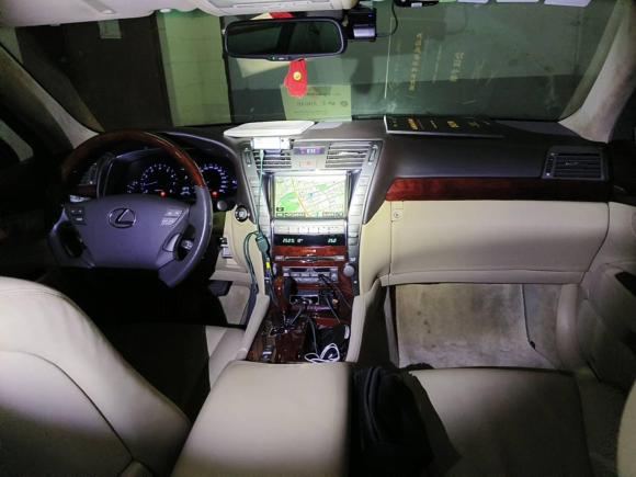 [上海·沪F] 二手雷克萨斯雷克萨斯LS2006款 460L 尊贵版