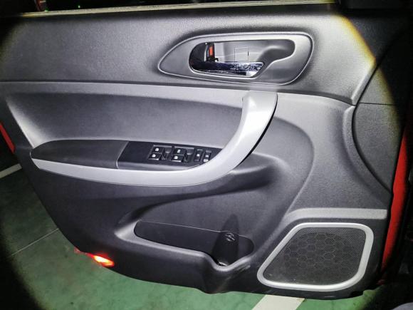 [成都·川G] 二手长安长安CS352015款 1.6L 自动豪华型 国IV