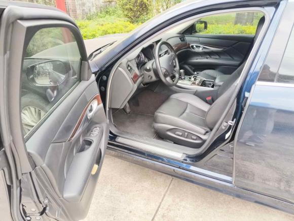 [佛山·粤Y] 二手英菲尼迪英菲尼迪Q702015款 Q70L 2.5L 悦享版