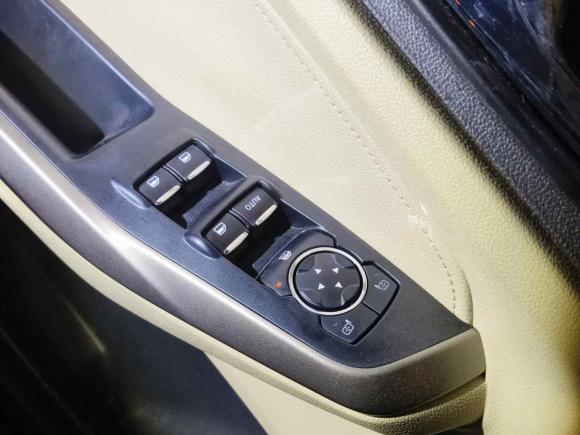 [武汉·鄂A] 二手福特福睿斯2015款 1.5L 自动时尚型