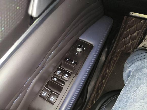 [金华·浙G] 二手东风风光风光ix52019款 220T 手动智慧型 国V