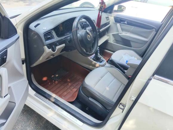 [杭州·浙A] 二手大众朗行2013款 1.6L 自动舒适型