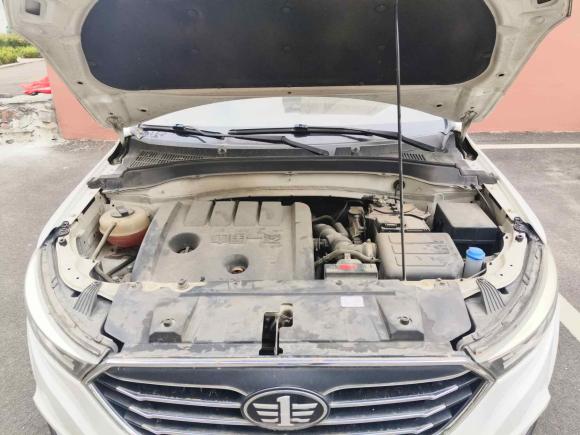 [青岛·鲁B] 二手奔腾奔腾X402017款 1.6L 手动豪华型