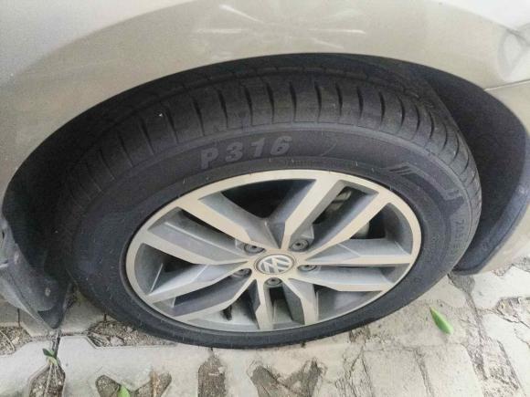 [深圳·粤B] 二手大众高尔夫2016款 230TSI 自动豪华型