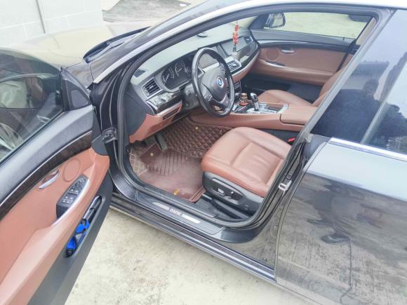 [南京·苏A] 二手宝马宝马5系GT2015款 528i 领先型