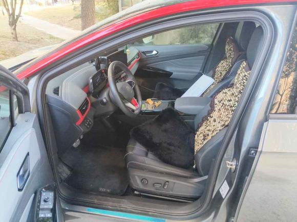 [上海·沪A] 二手大众ID.4 X2023款 升级款 纯净智享版