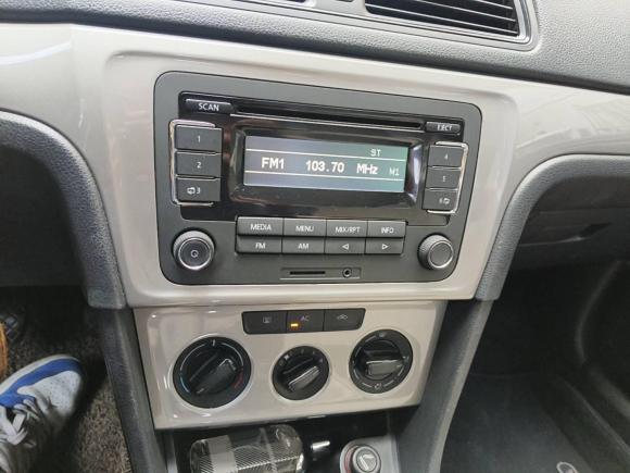 [上海·沪N] 二手大众朗逸2013款 1.6L 手动风尚版