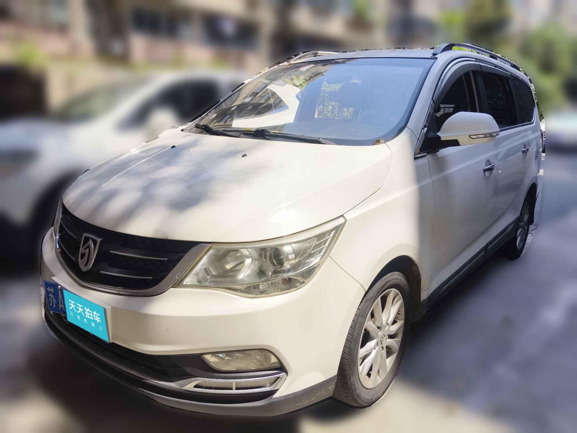 [南京·苏A] 宝骏宝骏7302016款 1.5L 手动舒适型 7座 国V