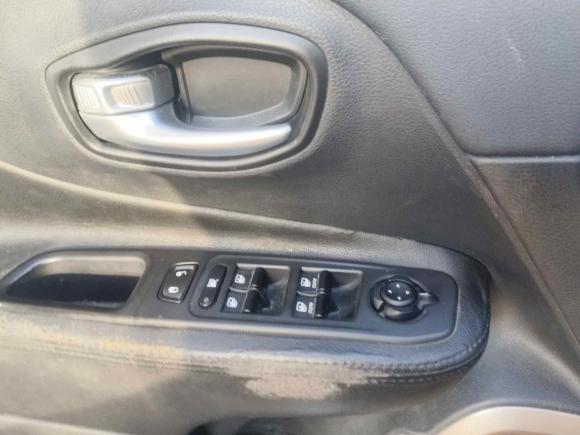 [温州·浙C] 二手Jeep自由侠2017款 180T 自动高能版