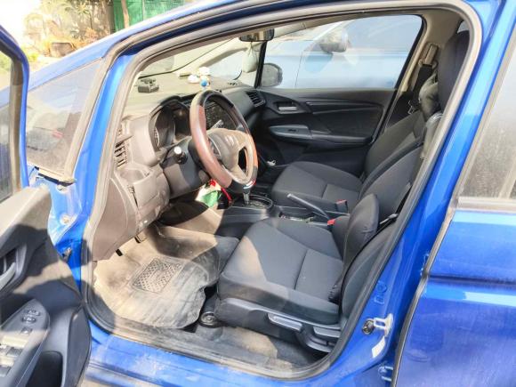 [上海·沪G] 二手本田飞度2016款 1.5L LXS CVT舒适天窗版