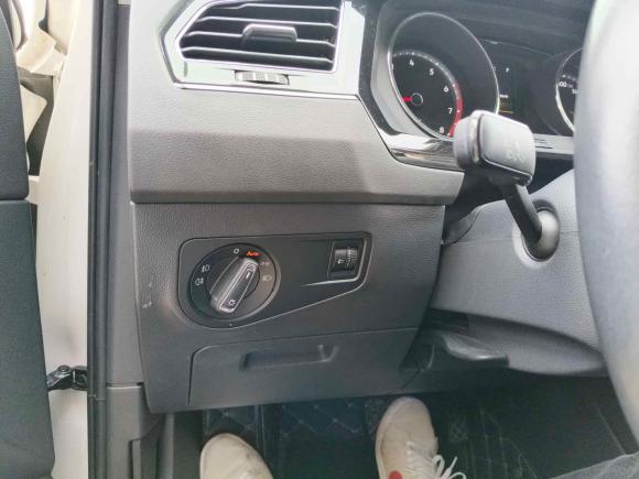 [无锡·苏B] 二手大众途观L2017款 330TSI 自动两驱舒适版