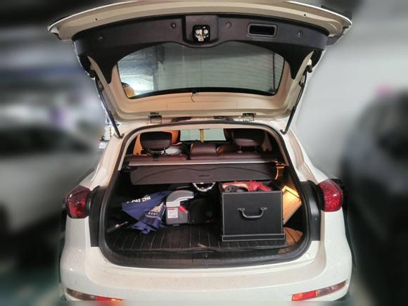 [宁波·浙B] 二手英菲尼迪英菲尼迪QX502013款 2.5L 两驱优雅版