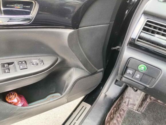 [成都·川A] 二手本田雅阁2016款 2.0L 精英版