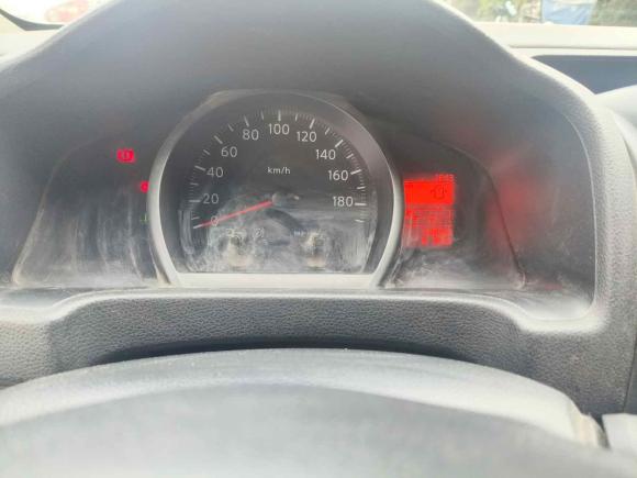 [成都·川A] 二手日产日产NV2002011款 1.6L 232座 尊雅型