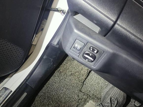 [深圳·粤B] 二手丰田YARiS L 致炫2021款 1.5L CVT领先版