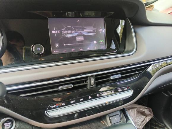 [广州·粤A] 二手广汽传祺传祺M62019款 270T DCT尊享版（六座）国VI