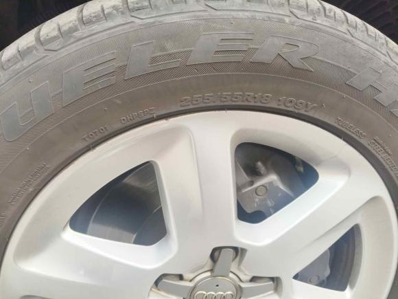 [苏州·苏E] 二手奥迪奥迪Q72011款 3.0 TFSI 进取型(200kW)