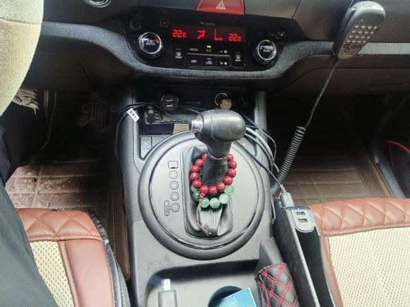 [广州·粤A] 二手起亚智跑2011款 2.4L 自动四驱版Premium