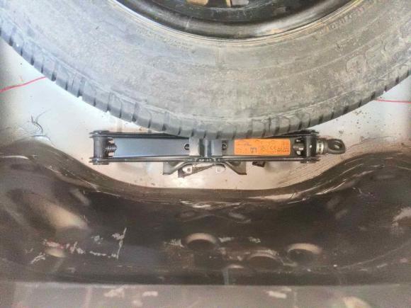 [西安·陕A] 二手日产骊威2013款 1.6XE CVT舒适版