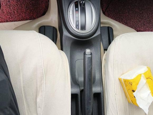 [成都·川A] 二手本田飞度2008款 1.3L 自动舒适版