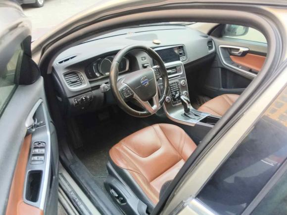 [温州·苏F] 二手沃尔沃沃尔沃S602016款 S60L T5 智驭版