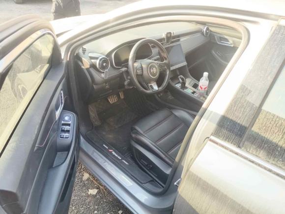 [上海·沪A] 二手名爵名爵6新能源2020款 1.5T 混动领潮豪华版