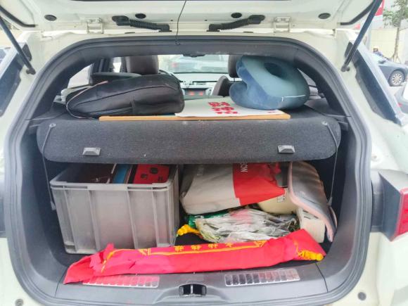 [成都·川A] 二手陆风陆风X72015款 2.0T 全景尊贵版