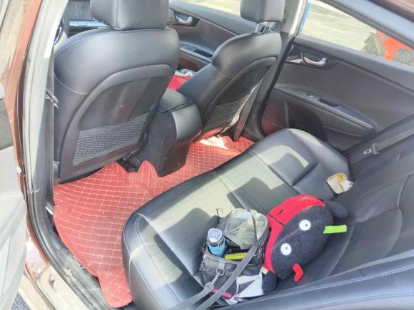 [深圳·粤S] 二手起亚起亚K42014款 1.8L 自动GLS