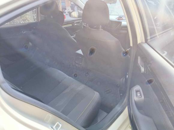 [上海·沪C] 二手荣威荣威i52021款 1.5L CVT铂金版