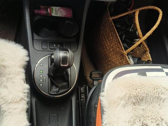 [杭州·浙A] 二手斯柯达晶锐2012款 1.6L 自动酷黑版